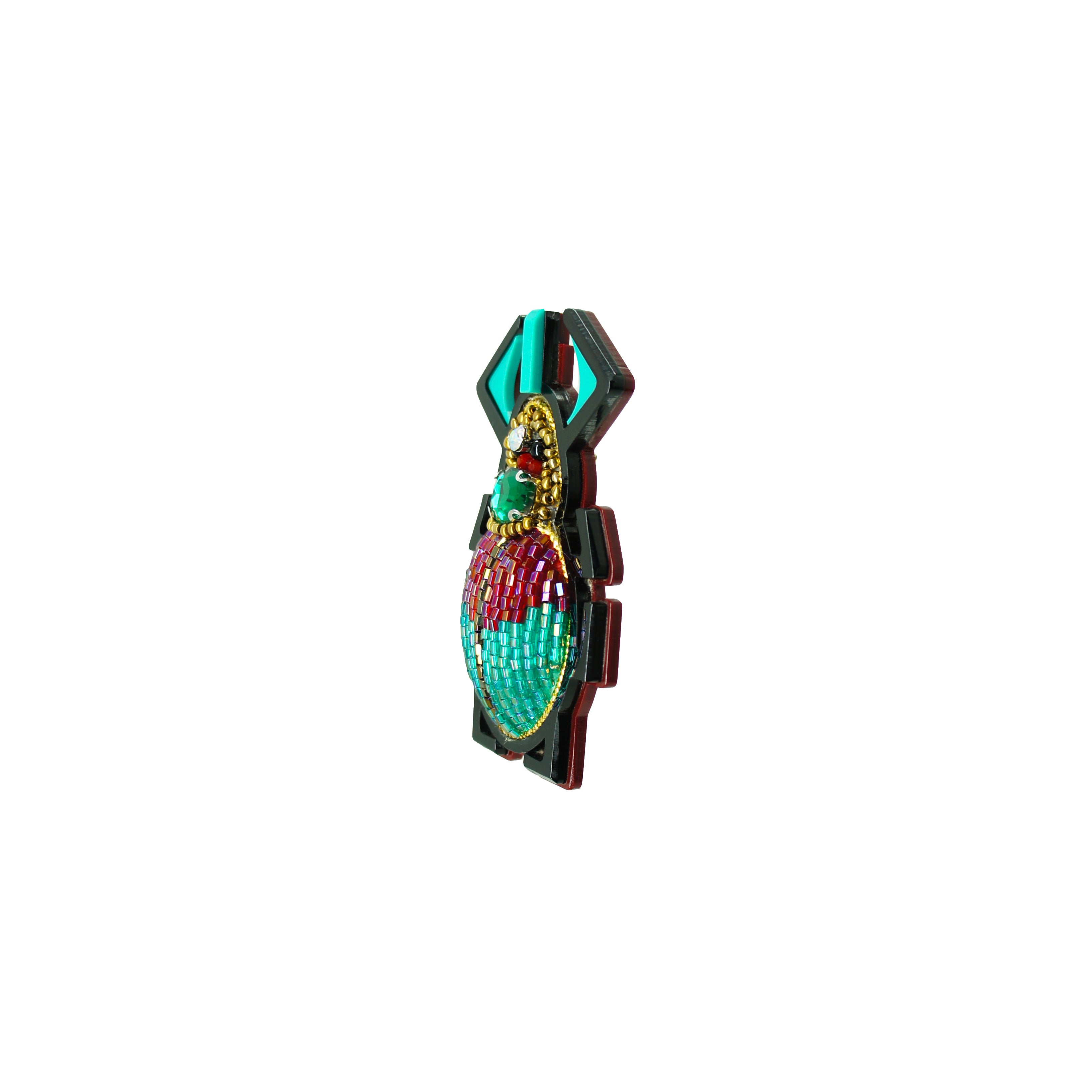 EMBROIDERED SCARAB BROOCH / TOPAZ