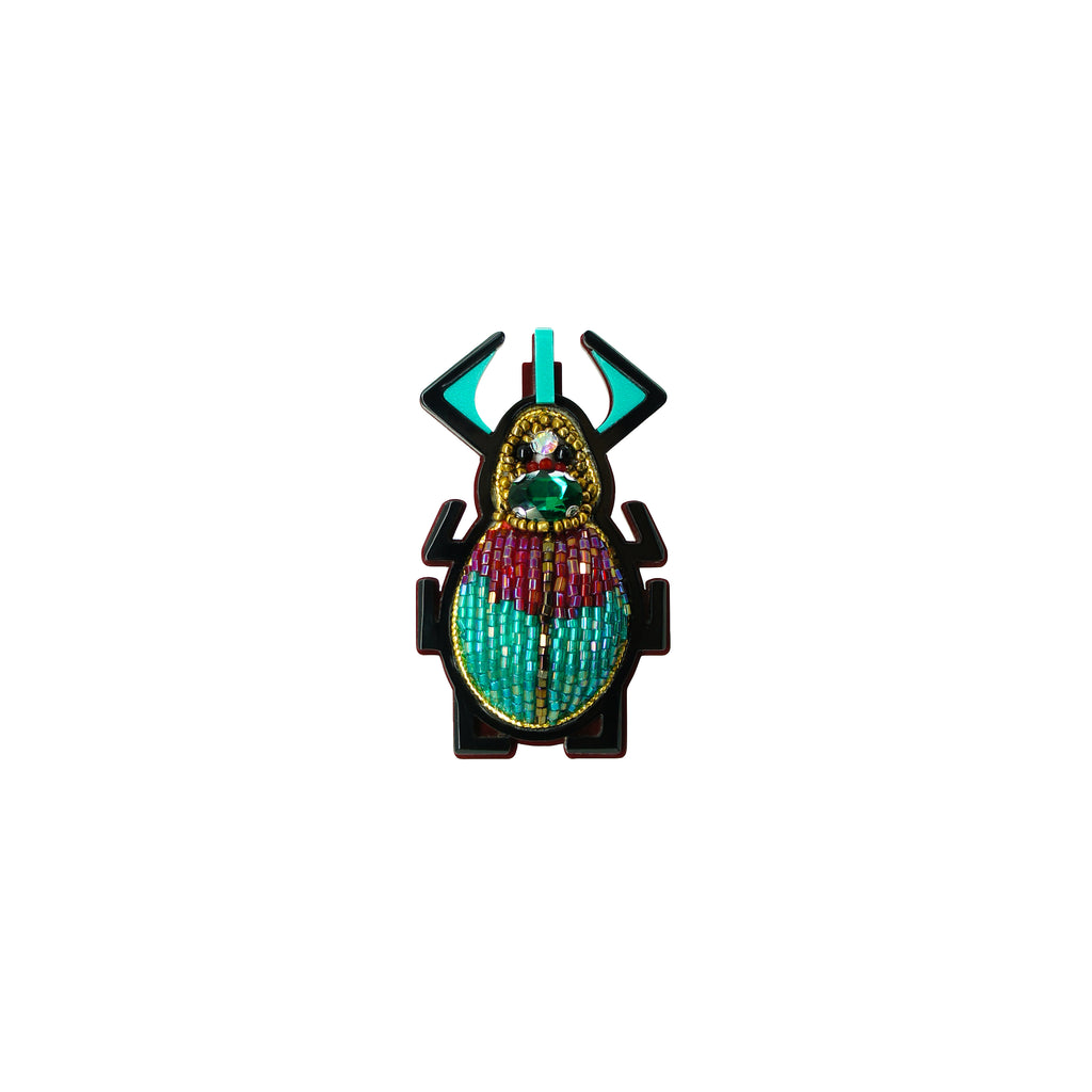 BROCHE SCARAB BORDADO