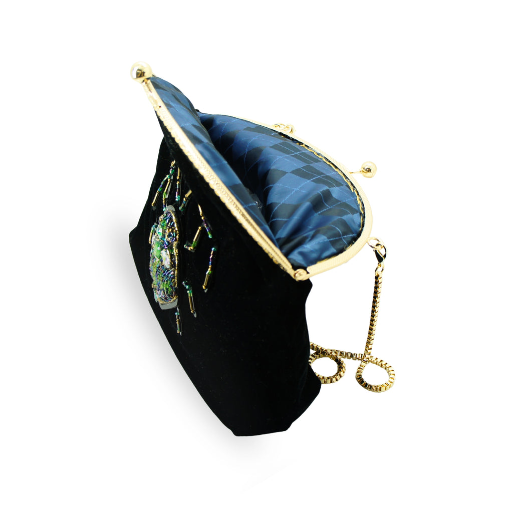 BOLSA VELUDO PRETA ESCARAVELHO