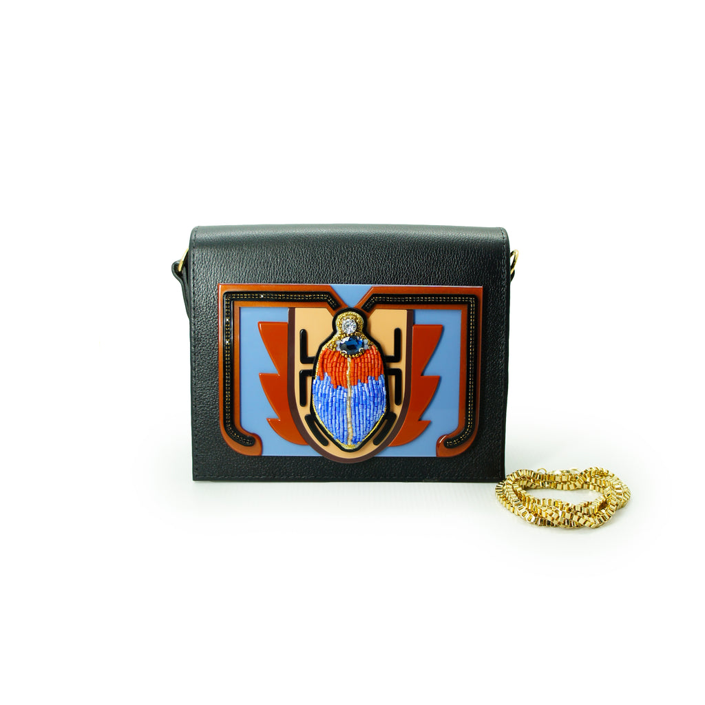 BOLSA SCARAB COURO BORDADO