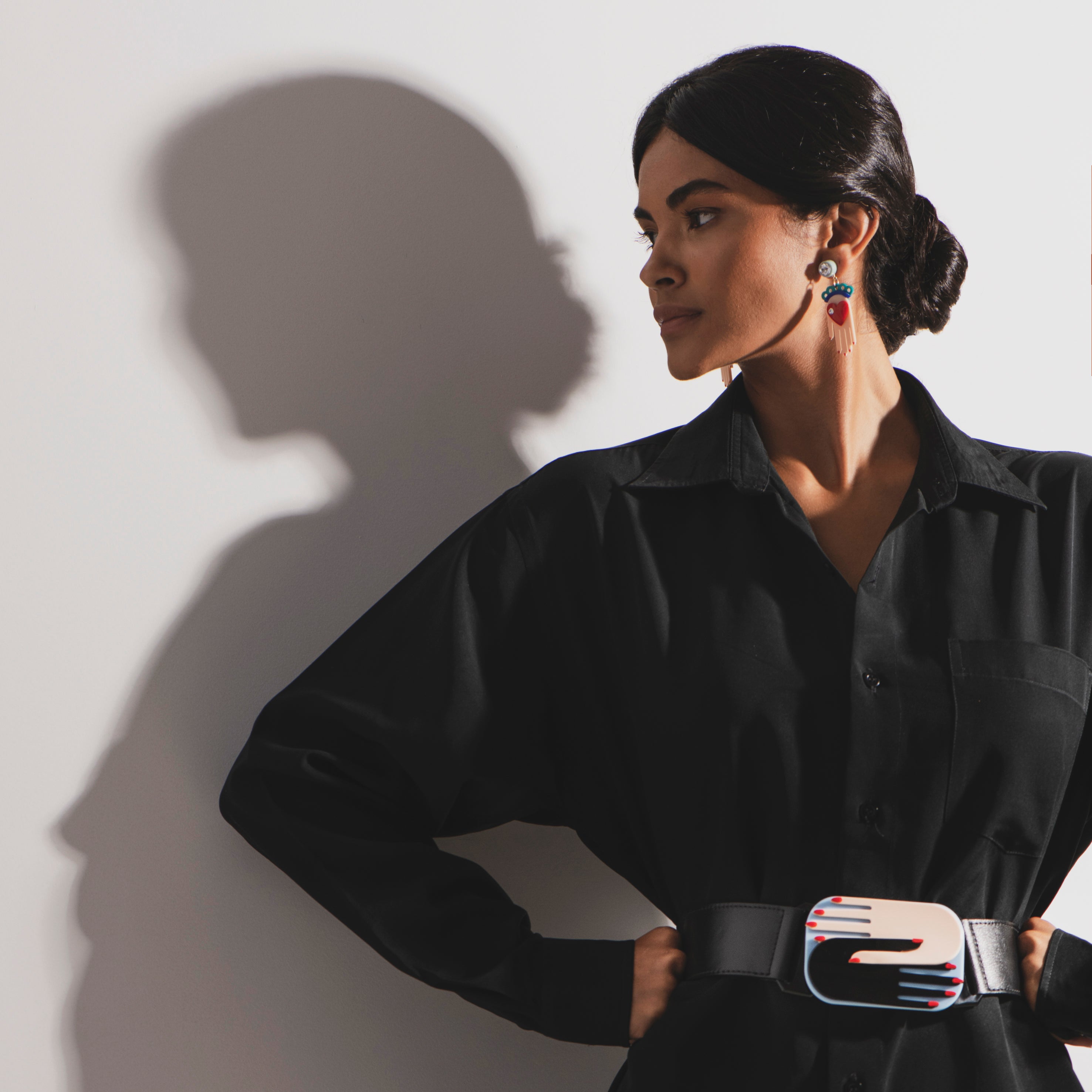 Hands Earrings - Dried Rose